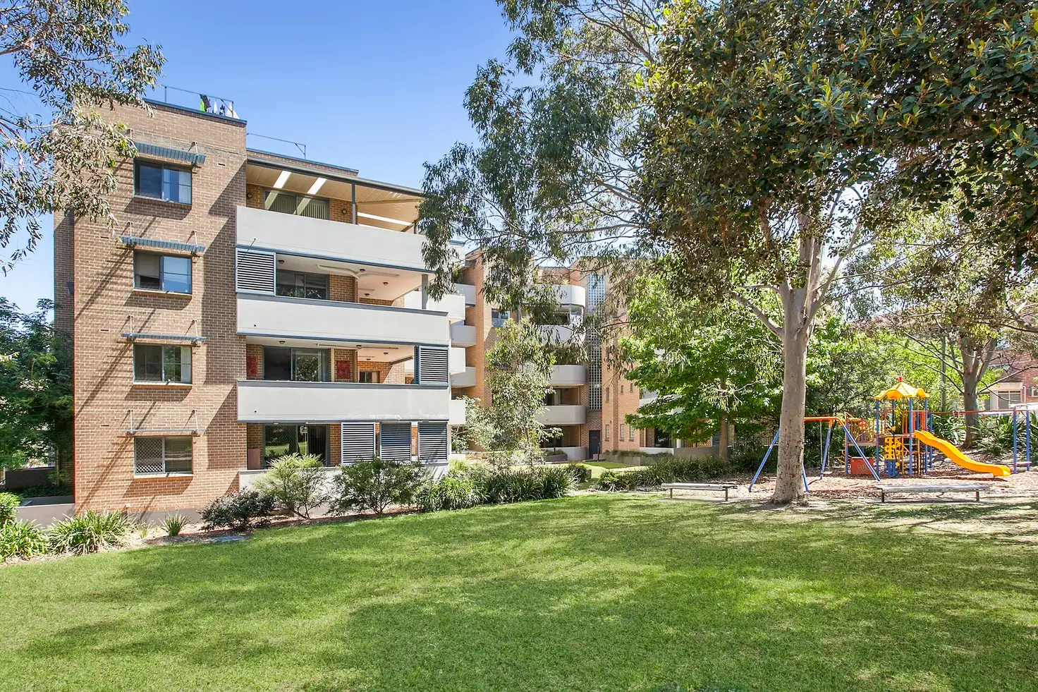 Main view of Homely unit listing, 24/18-22 Gray Street, Sutherland NSW 2232