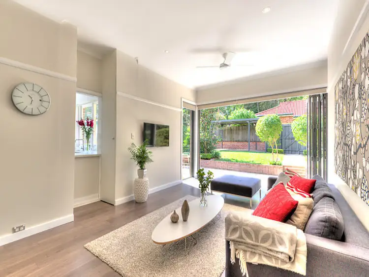 8 Balmoral Street, Waitara NSW 2077