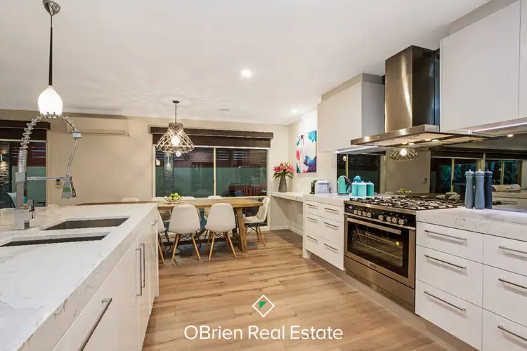 Fourth view of Homely house listing, 1 Taunton Court, Narre Warren South VIC 3805