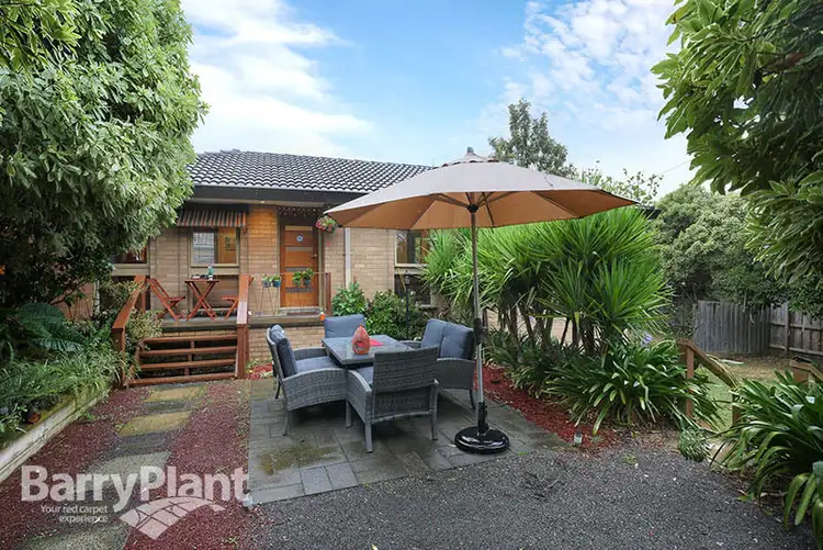 2/9 Yarran Grove, Bayswater VIC 3153