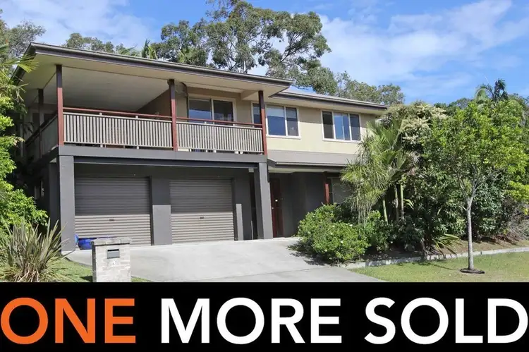 6 Charles Parry Street, Crescent Head NSW 2440