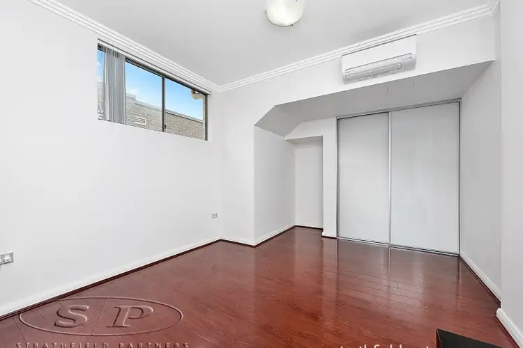 Fifth view of Homely apartment listing, 305/81-86 Courallie Avenue, Homebush West NSW 2140