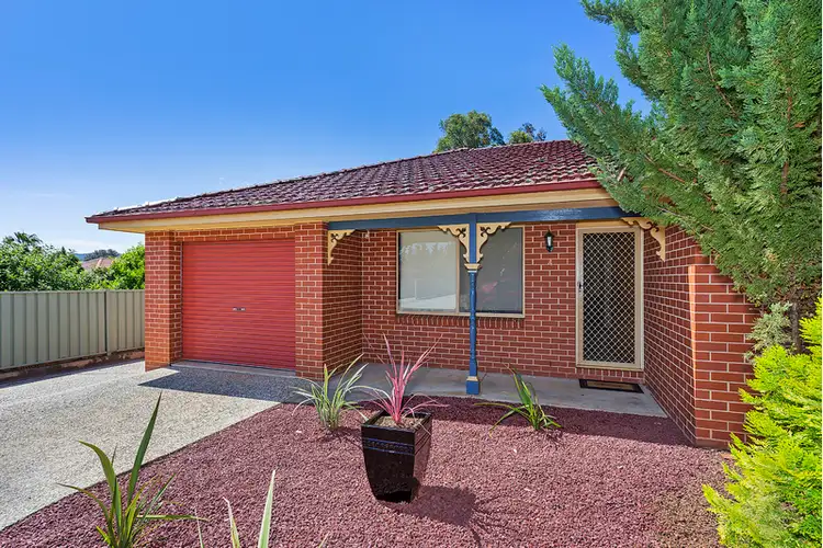 4/16 Keatinge Court, Lavington NSW 2641