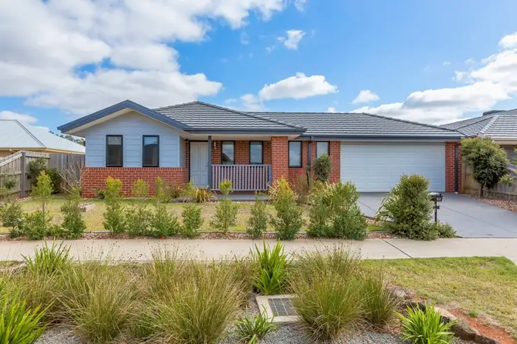 32 Marong Ave Avenue, Eynesbury VIC 3338