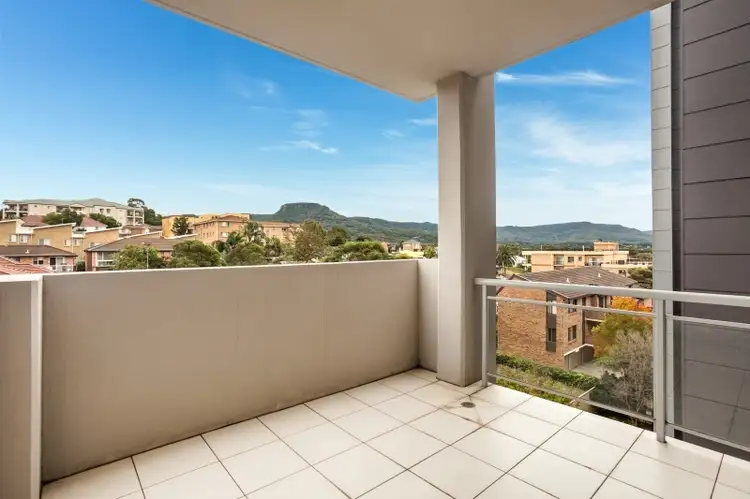 Third view of Homely apartment listing, 15/12 Loftus Street, Wollongong NSW 2500