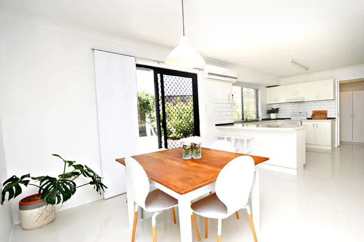 Fourth view of Homely house listing, 2 Salwood Place, Beenleigh QLD 4207