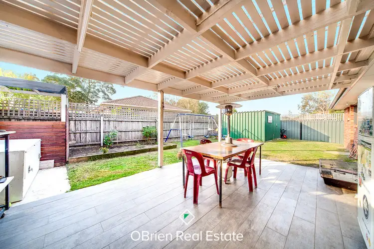 Fifth view of Homely house listing, 2 Maria Crescent, Pakenham VIC 3810