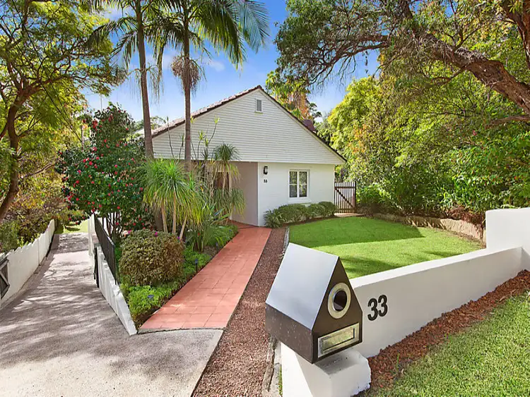 33 Kitchener Street, St Ives NSW 2075
