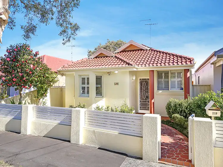 219 Doncaster Avenue, Kingsford NSW 2032