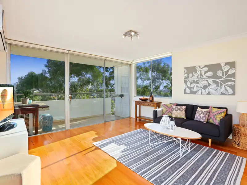 Main view of Homely unit listing, 18/2 Gerard Street, Cremorne NSW 2090