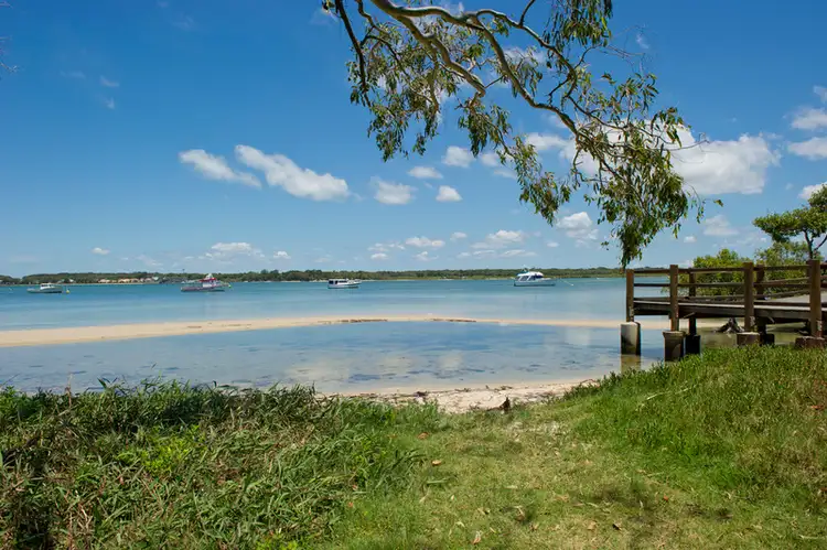 1/119 Sylvan Beach Esplanade, Bellara QLD 4507