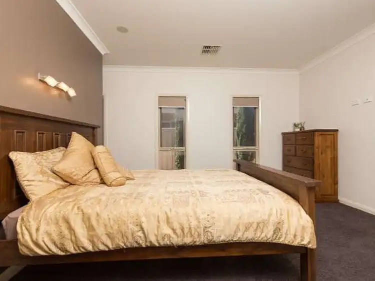 Sixth view of Homely house listing, 523 Walnut Avenue, Mildura VIC 3500