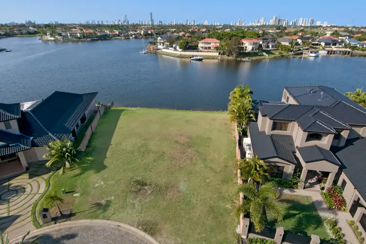 6 Clear Water Bay Avenue, Clear Island Waters QLD 4226