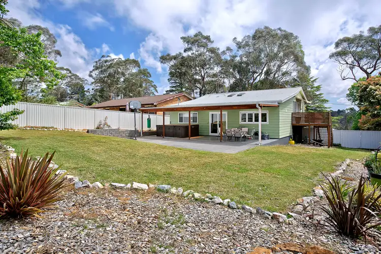 23 Sixth Avenue, Katoomba NSW 2780