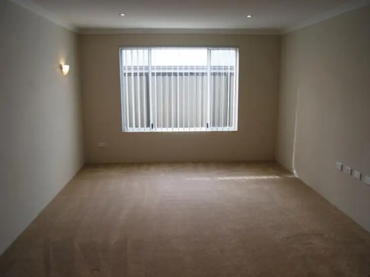 Seventh view of Homely house listing, 20 Colreavy Ramble, Baldivis WA 6171