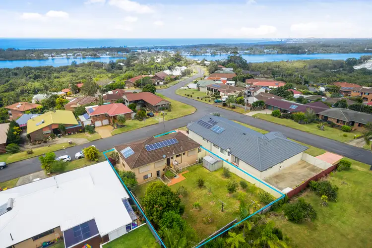 Second view of Homely house listing, 3 Allamanda Avenue, Banora Point NSW 2486