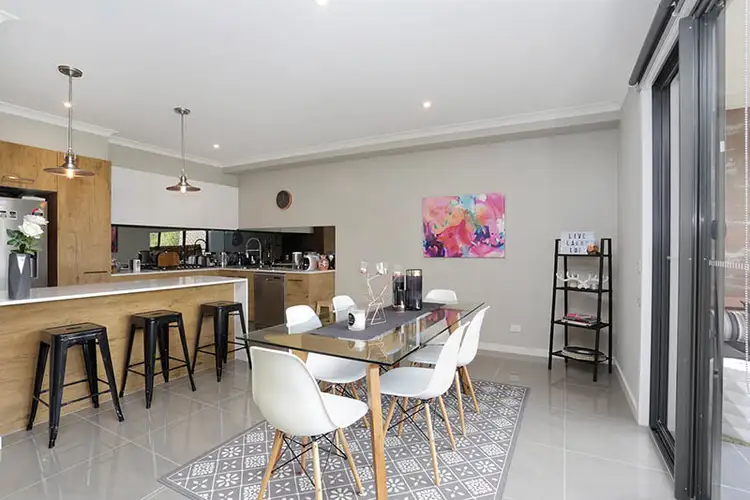 4/7 King Street, Bayswater VIC 3153