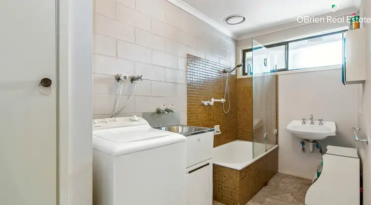 Sixth view of Homely unit listing, 2/45 Dandenong Road East, Frankston VIC 3199