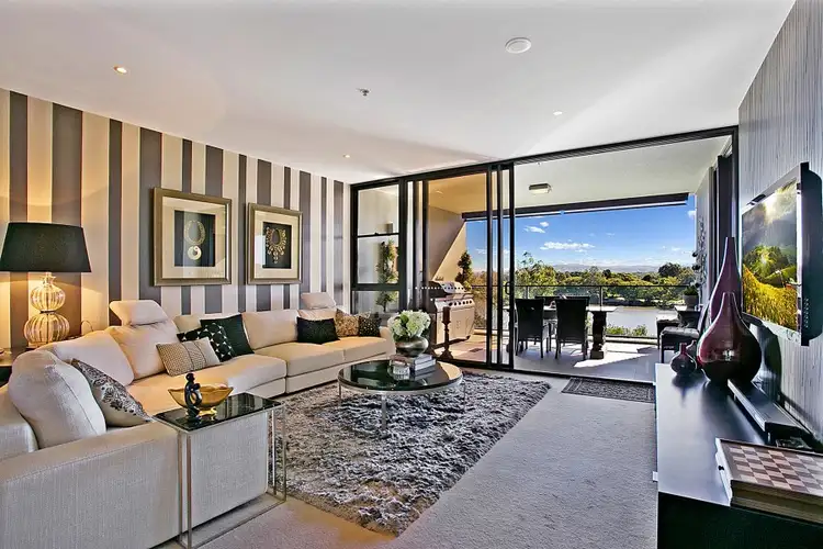 5408/197 King Arthur Terrace, Tennyson QLD 4105