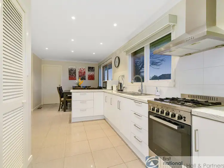 Fifth view of Homely house listing, 4 Rearden Close, Endeavour Hills VIC 3802