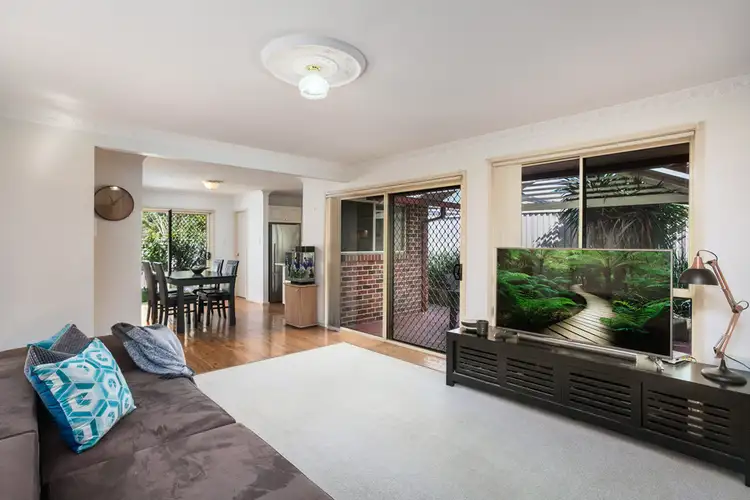 Second view of Homely villa listing, 2/3 Barham Place, Horsley NSW 2530