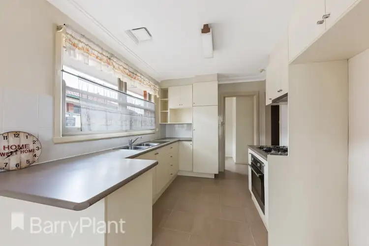 Sixth view of Homely house listing, 52 Vincent Avenue, St Albans VIC 3021