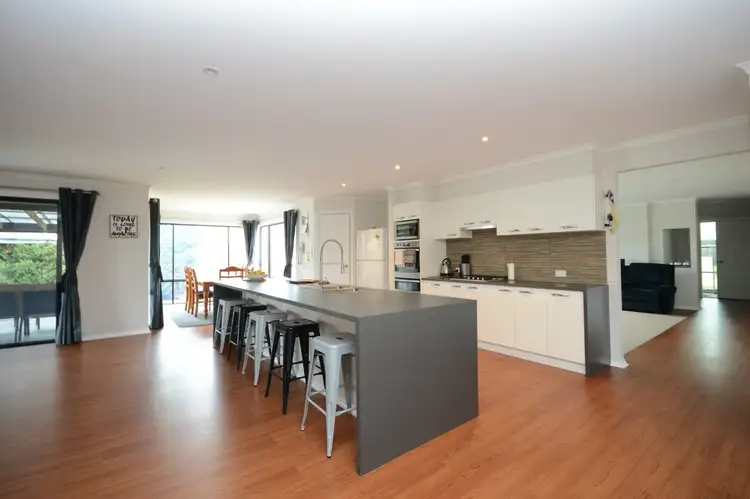 Fifth view of Homely house listing, 9 Mistana Court, Eastwood VIC 3875
