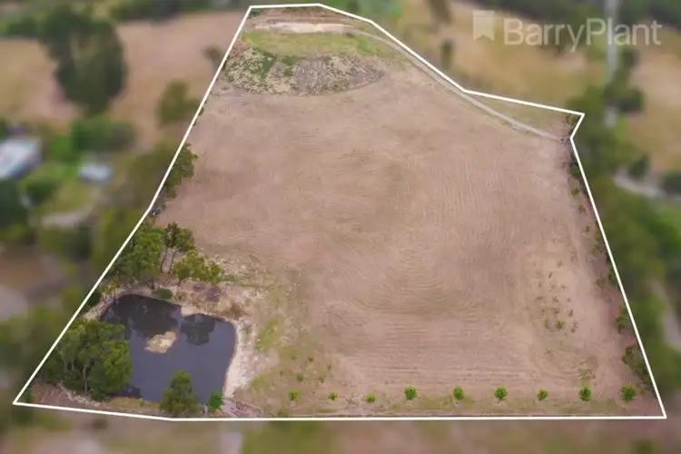 52 Peterson Road, Officer VIC 3809