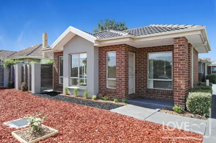 1/30 Highland Street, Kingsbury VIC 3083