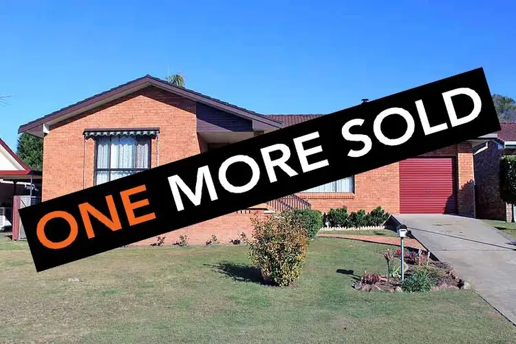 13 Mitchell Avenue, West Kempsey NSW 2440