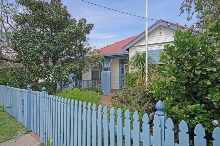 110 Mitchell Street, Stockton NSW 2295