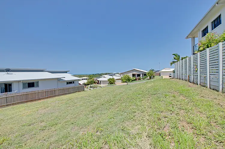 14 Barrington Court, Pacific Heights QLD 4703