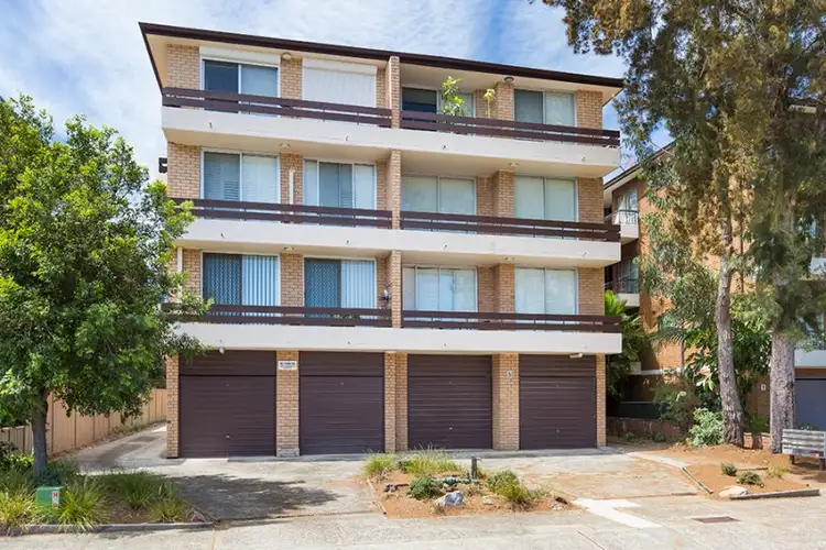Third view of Homely unit listing, 2/5 Norman Avenue, Dolls Point NSW 2219