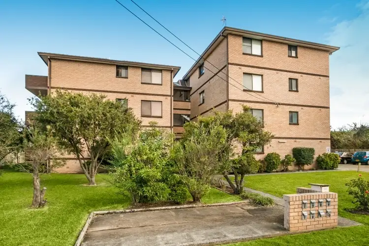 8/52-54 Park Road, East Corrimal NSW 2518
