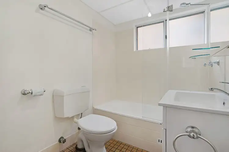 Sixth view of Homely apartment listing, 9/97 Station Street, Waratah NSW 2298