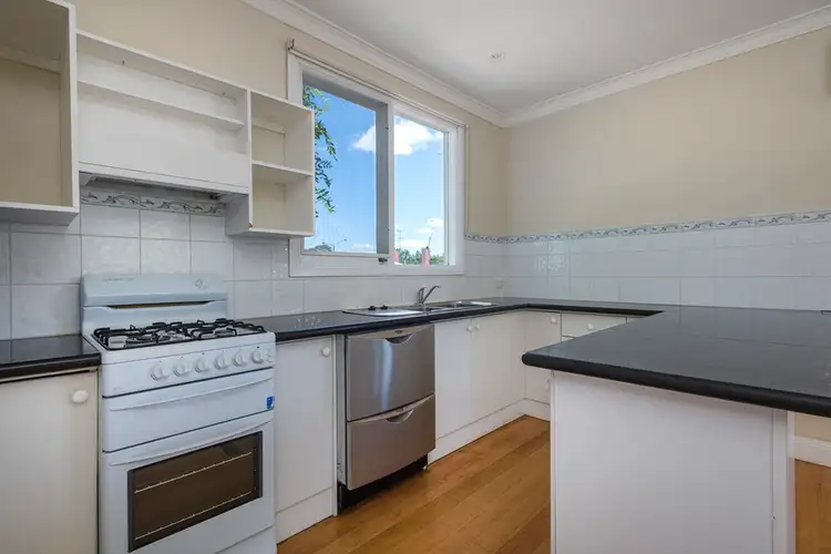 Fifth view of Homely house listing, 11 Urquhart Street, Castlemaine VIC 3450