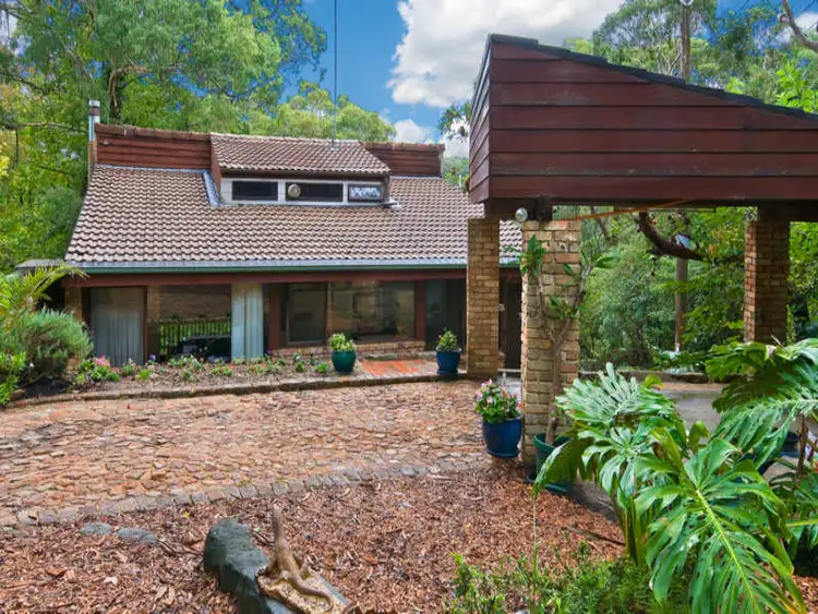 36 Ravenhill Road, Turramurra NSW 2074