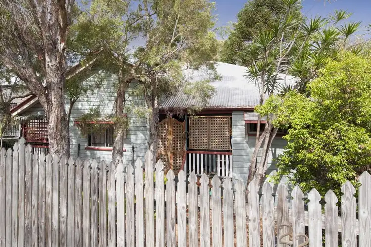 22 Arthur Terrace, Red Hill QLD 4059