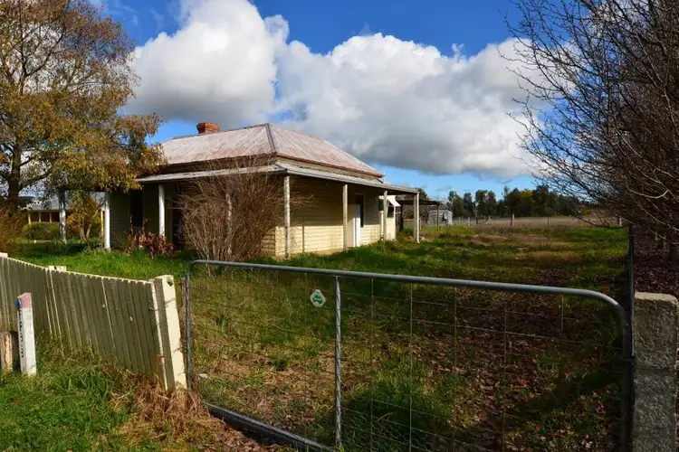 8 Diffey Road, Beechworth VIC 3747