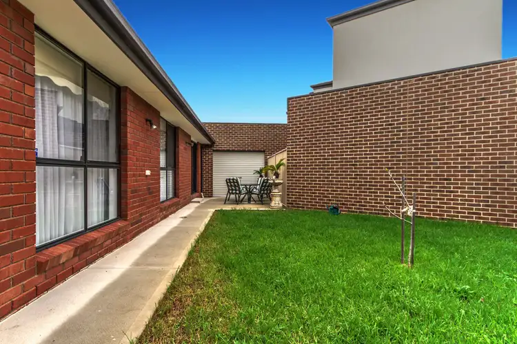 Seventh view of Homely house listing, 31 Kipparra Close, St Albans VIC 3021