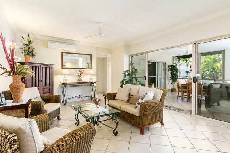 905/2 Greenslopes Street, Cairns North QLD 4870