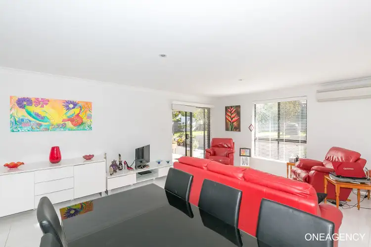 Seventh view of Homely house listing, 2 Harold Hughes Place, Greenhill NSW 2440