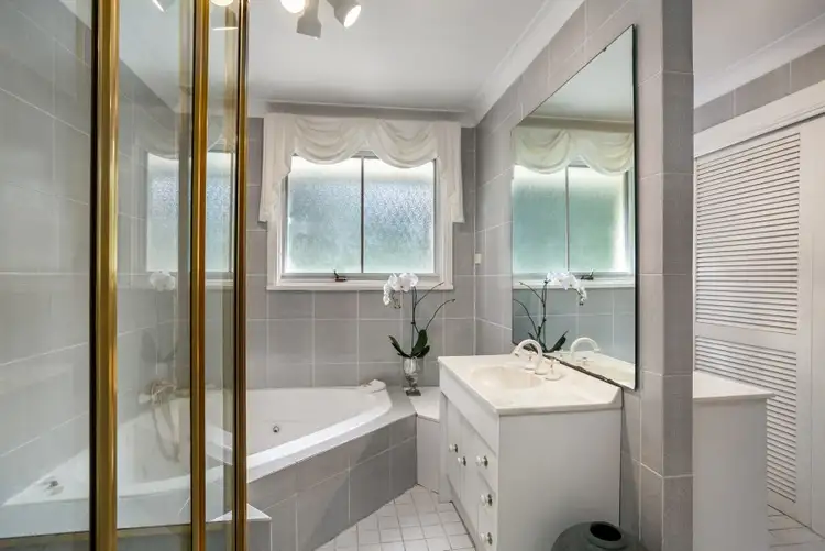 Fifth view of Homely house listing, 32 Fords Road, Thirroul NSW 2515