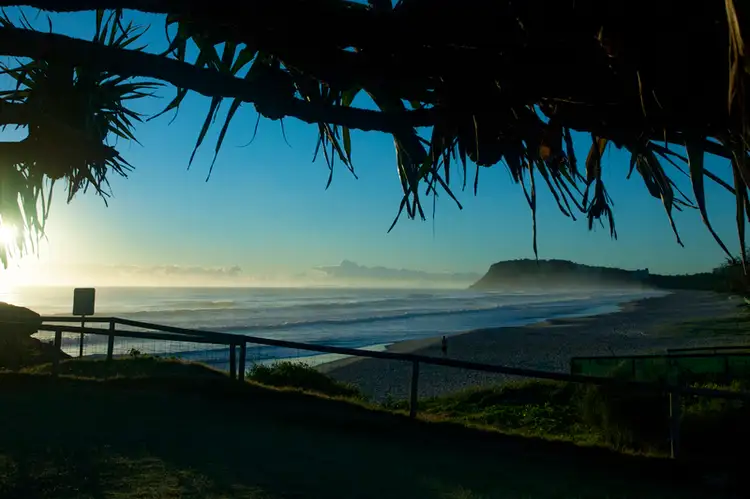 Main view of Homely unit listing, 3/2-4 Mountain View Avenue, Miami QLD 4220