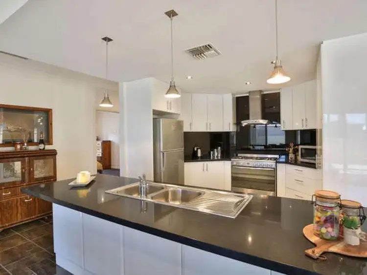 Third view of Homely house listing, 523 Walnut Avenue, Mildura VIC 3500