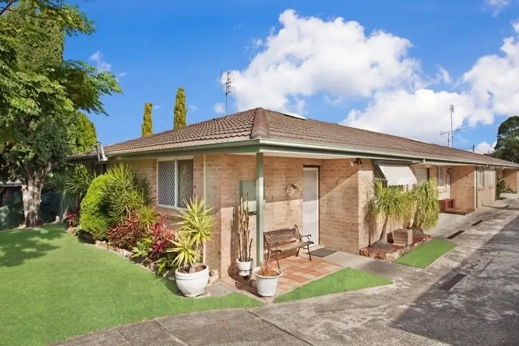 1/30 Russell Street, East Gosford NSW 2250