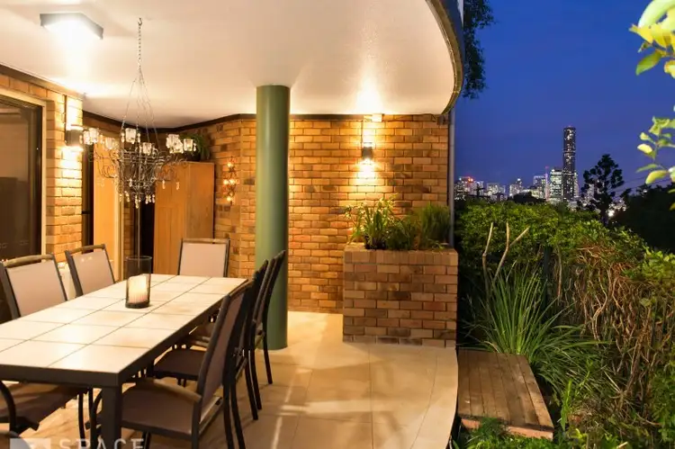 2/110 Musgrave Road, Red Hill QLD 4059