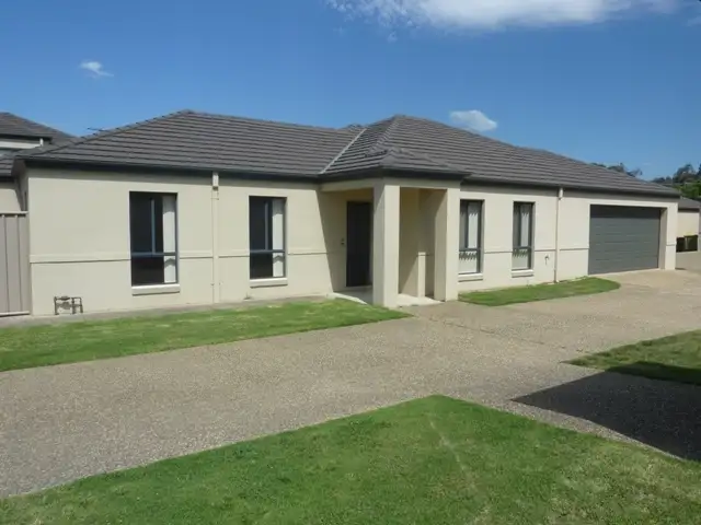Main view of Homely townhouse listing, 4/1 University Drive, Wodonga VIC 3690