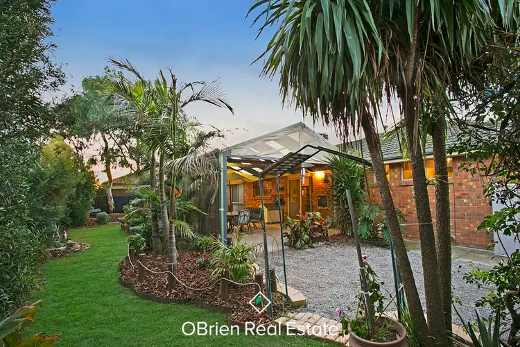 Second view of Homely house listing, 10 Capri Court, Pakenham VIC 3810