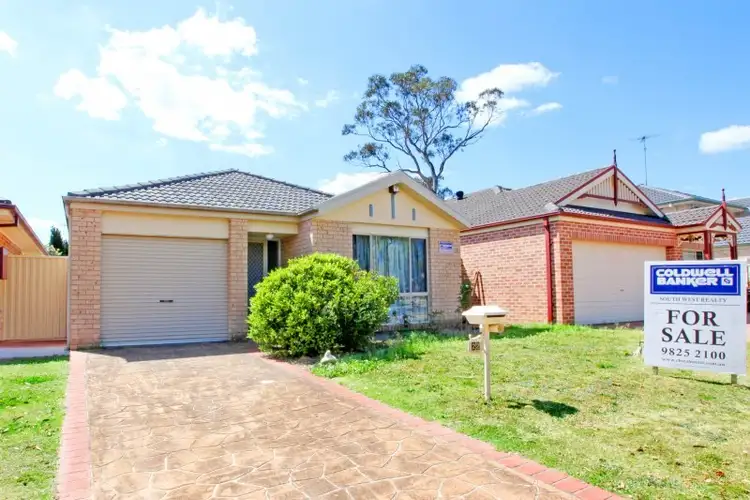 22 Kinchega Crt, Wattle Grove NSW 2173